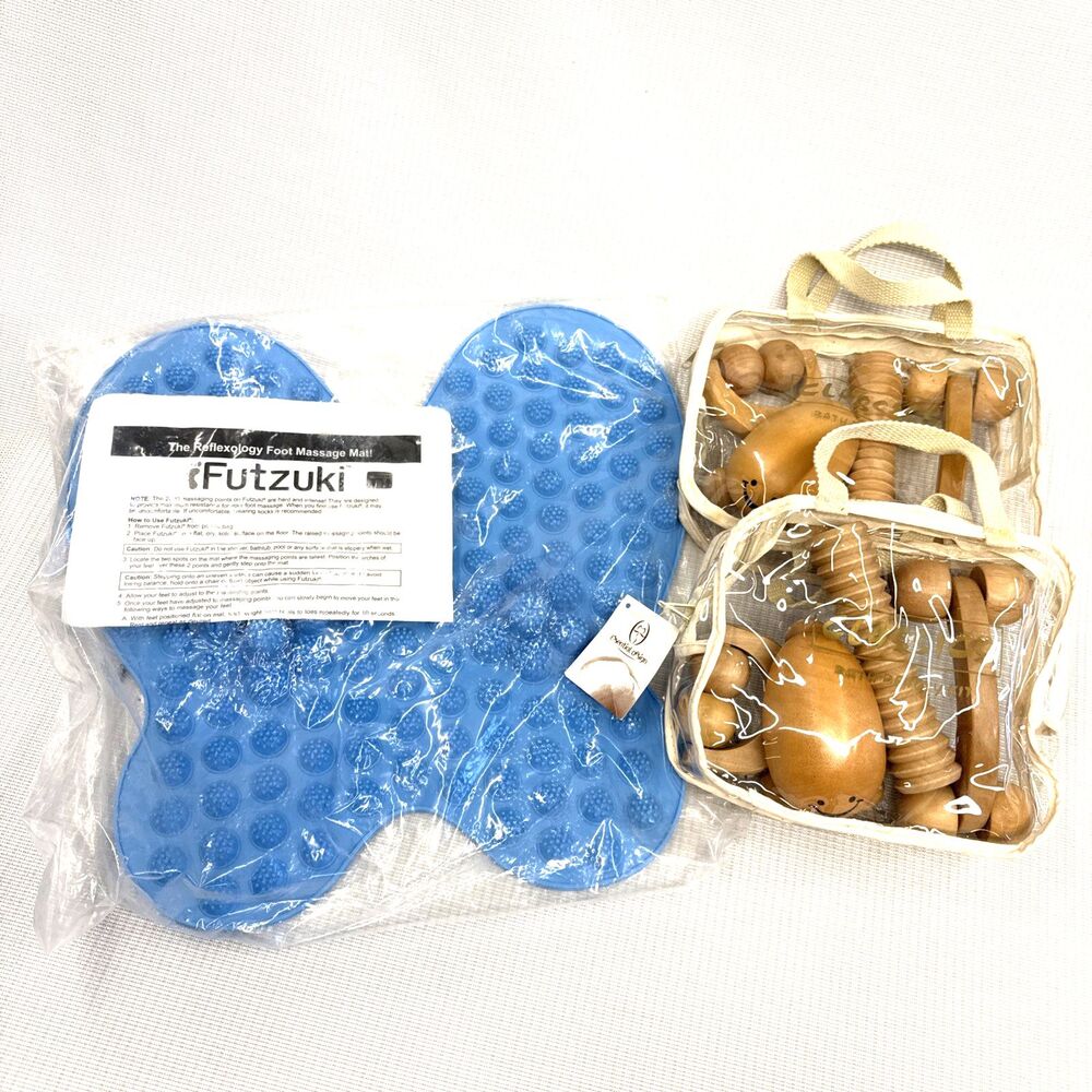 Futzuki Reflexology Washable Foot Massage Mat + 2 NOS Wood Massager Packs